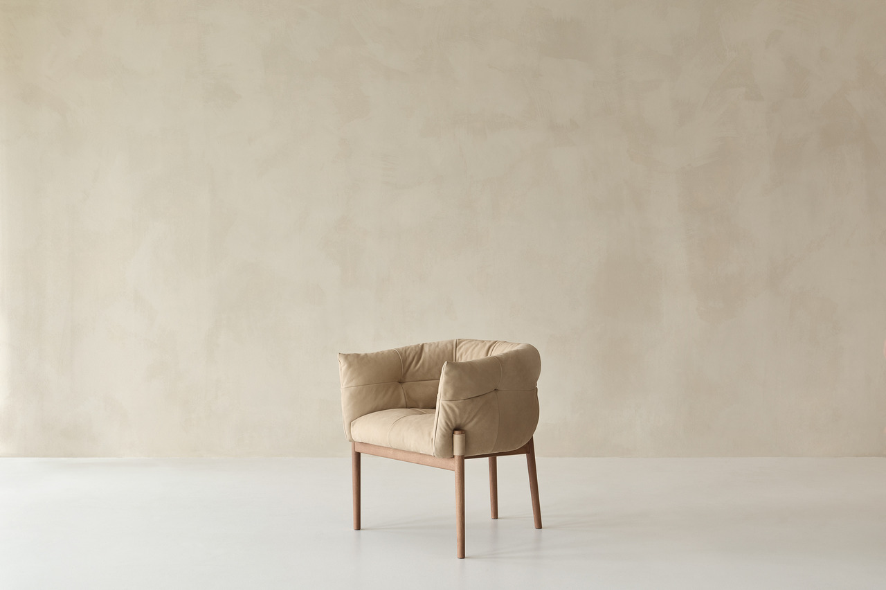 Cierre Ginza Chair, view 4