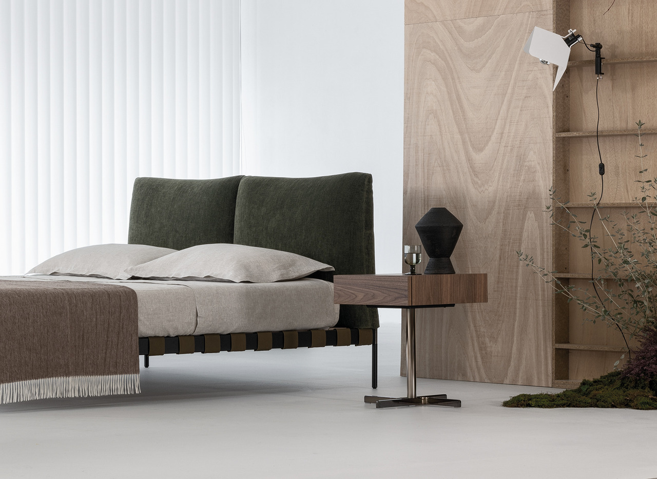 Cierre Light Bedside Table, view 3