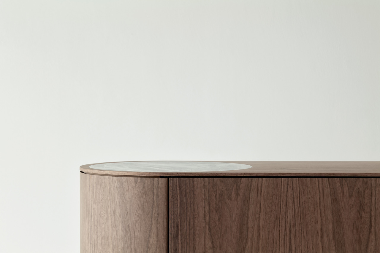 Cierre Lip Sideboard
