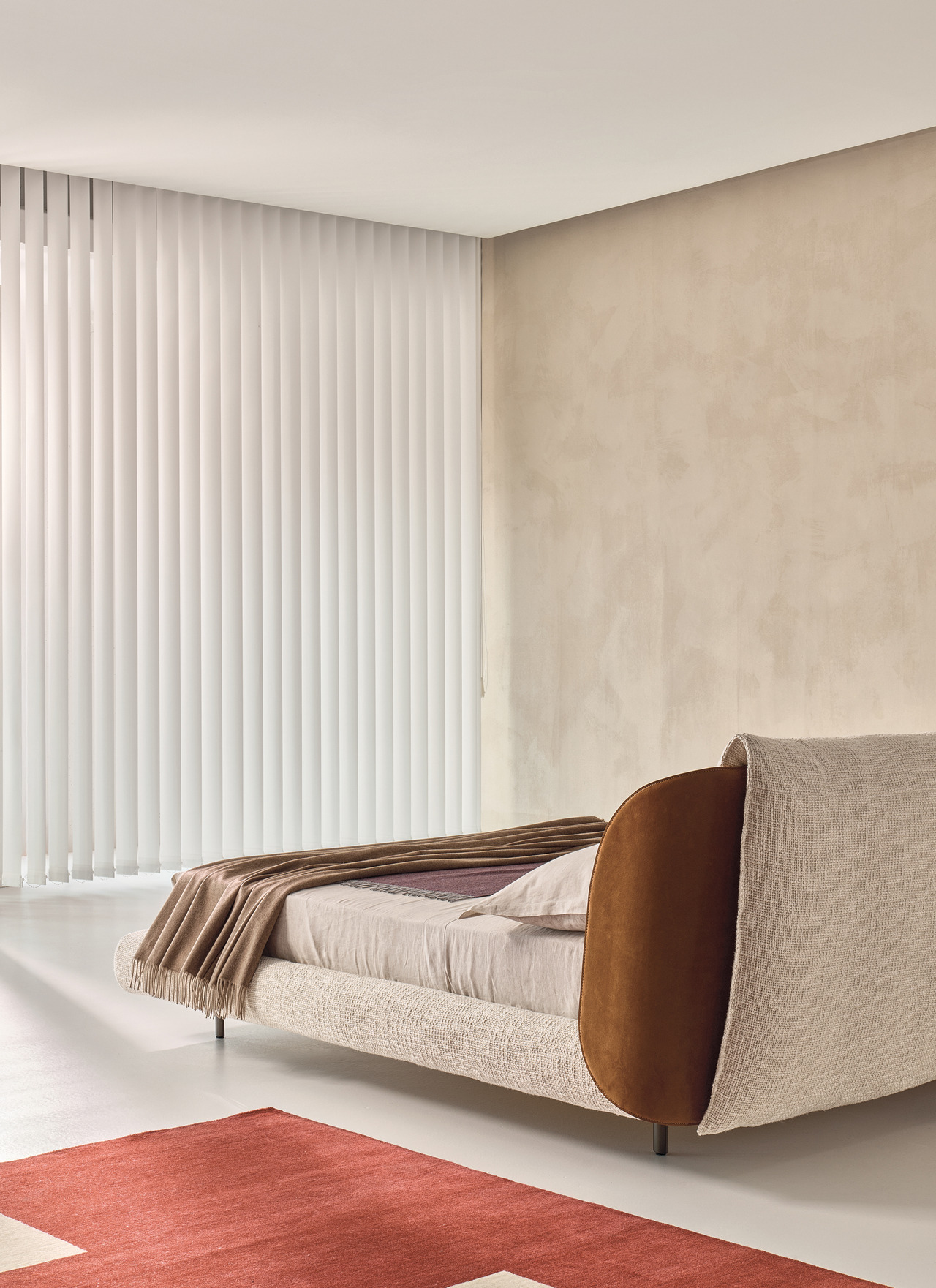 Cierre Nest Bed, view 6