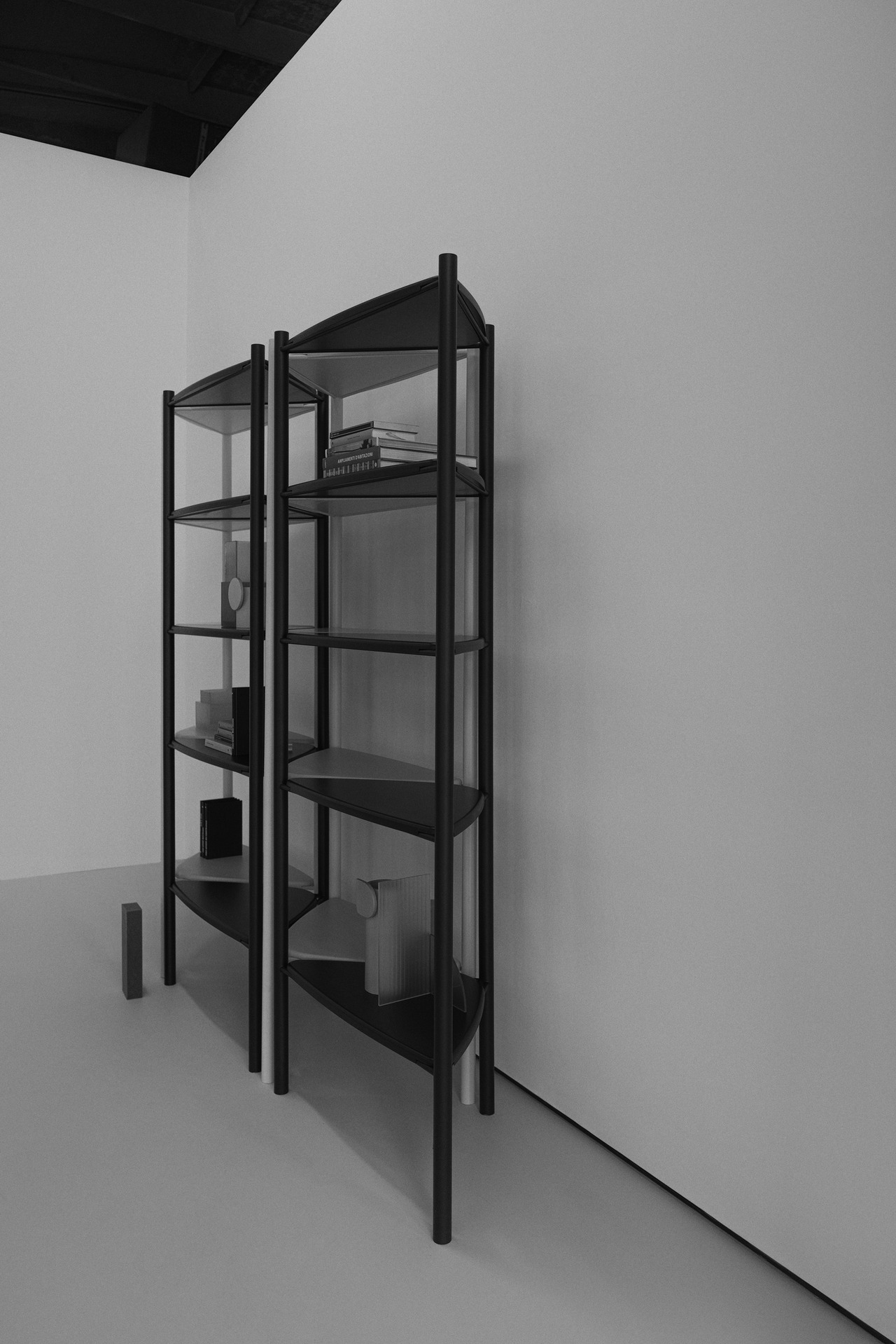 Cierre Rook Shelving Unit, view 4