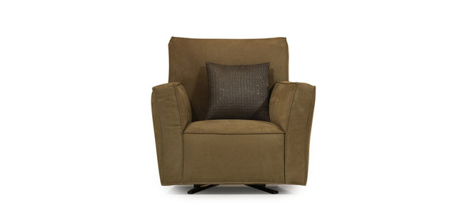 Cierre Season Armchair