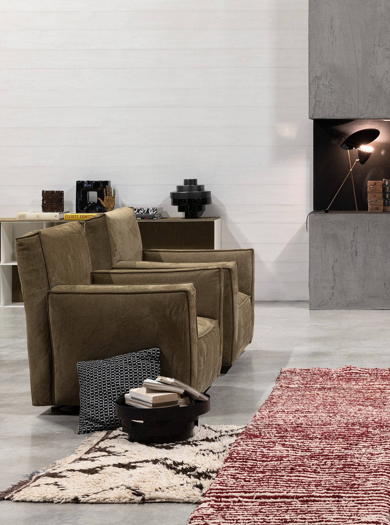 Cierre Season Armchair, view 4