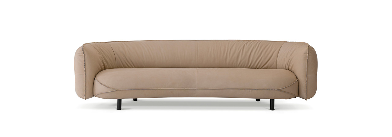 Cierre Seed Sofa, view 2