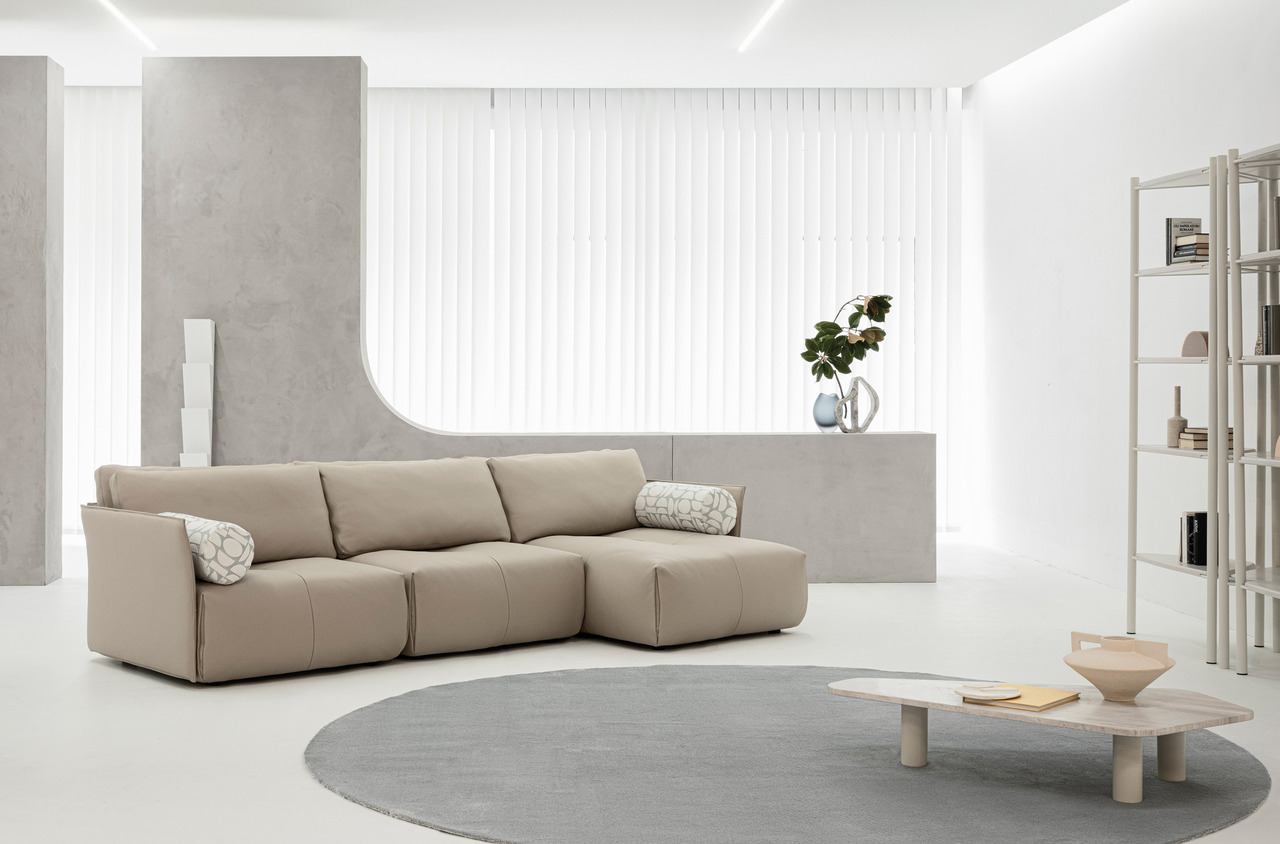 Cierre Tab F Sofa, view 8