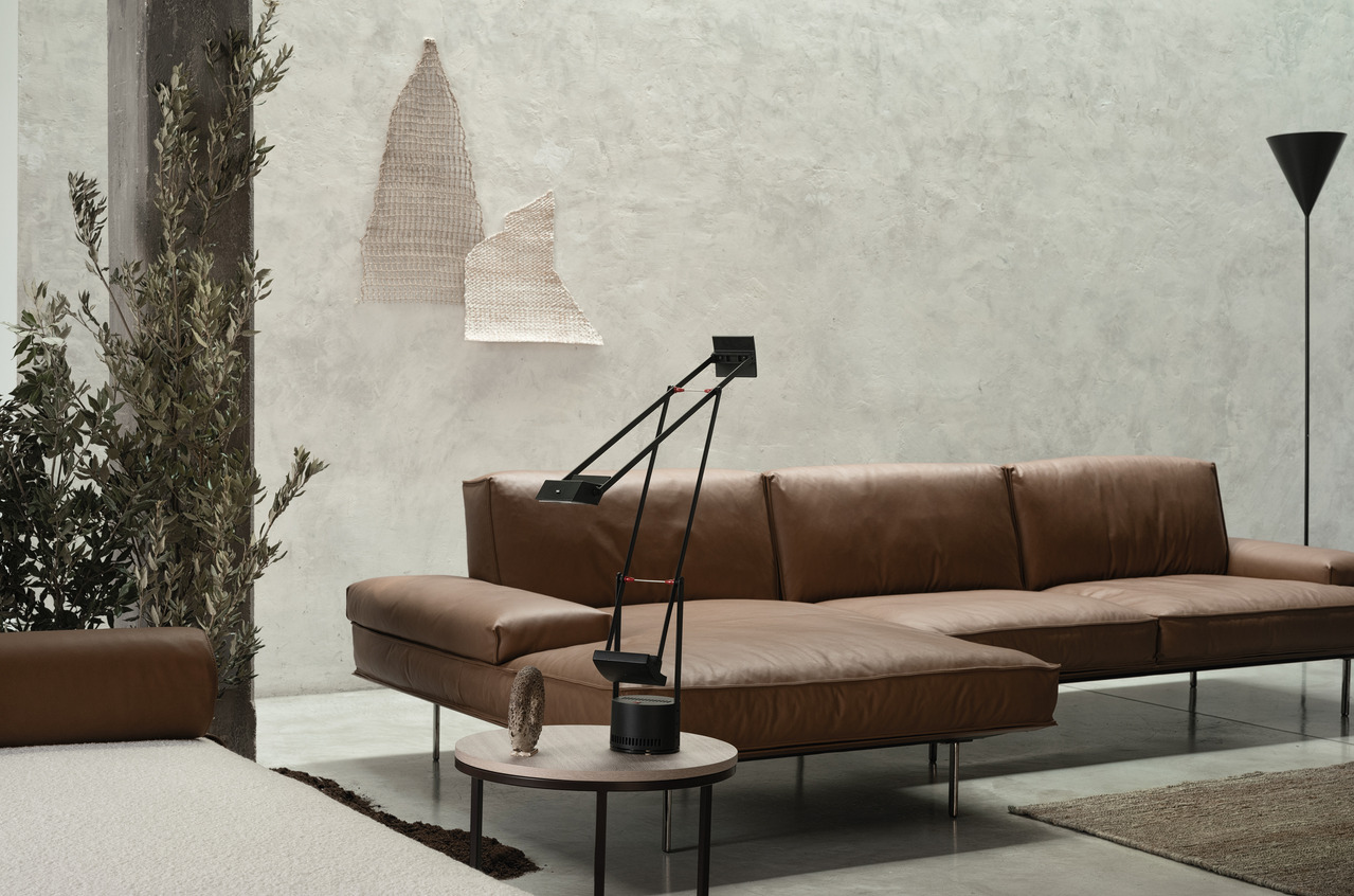 Cierre Vogue Sofa, view 6