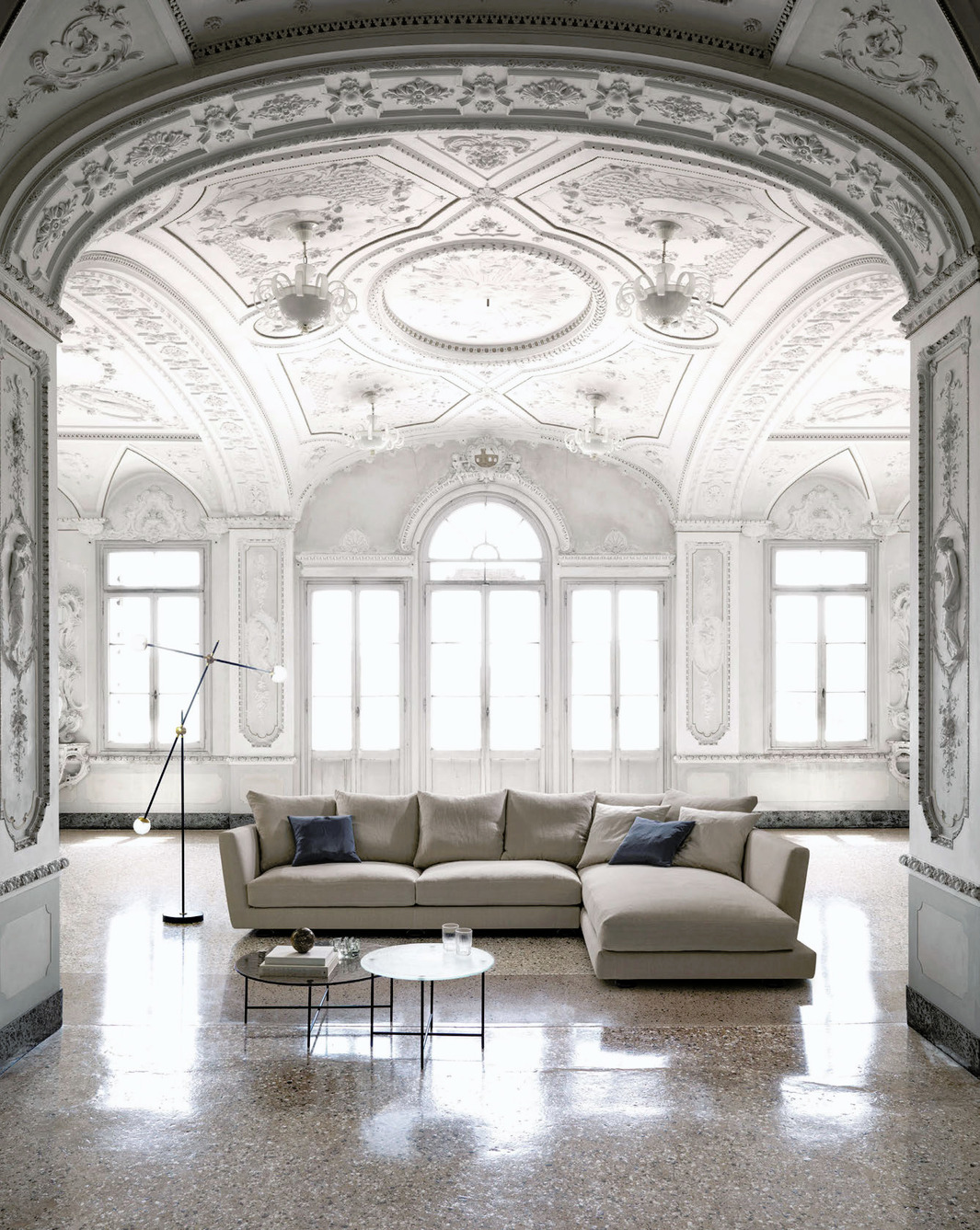 Lov Elegance Desiree, view 3