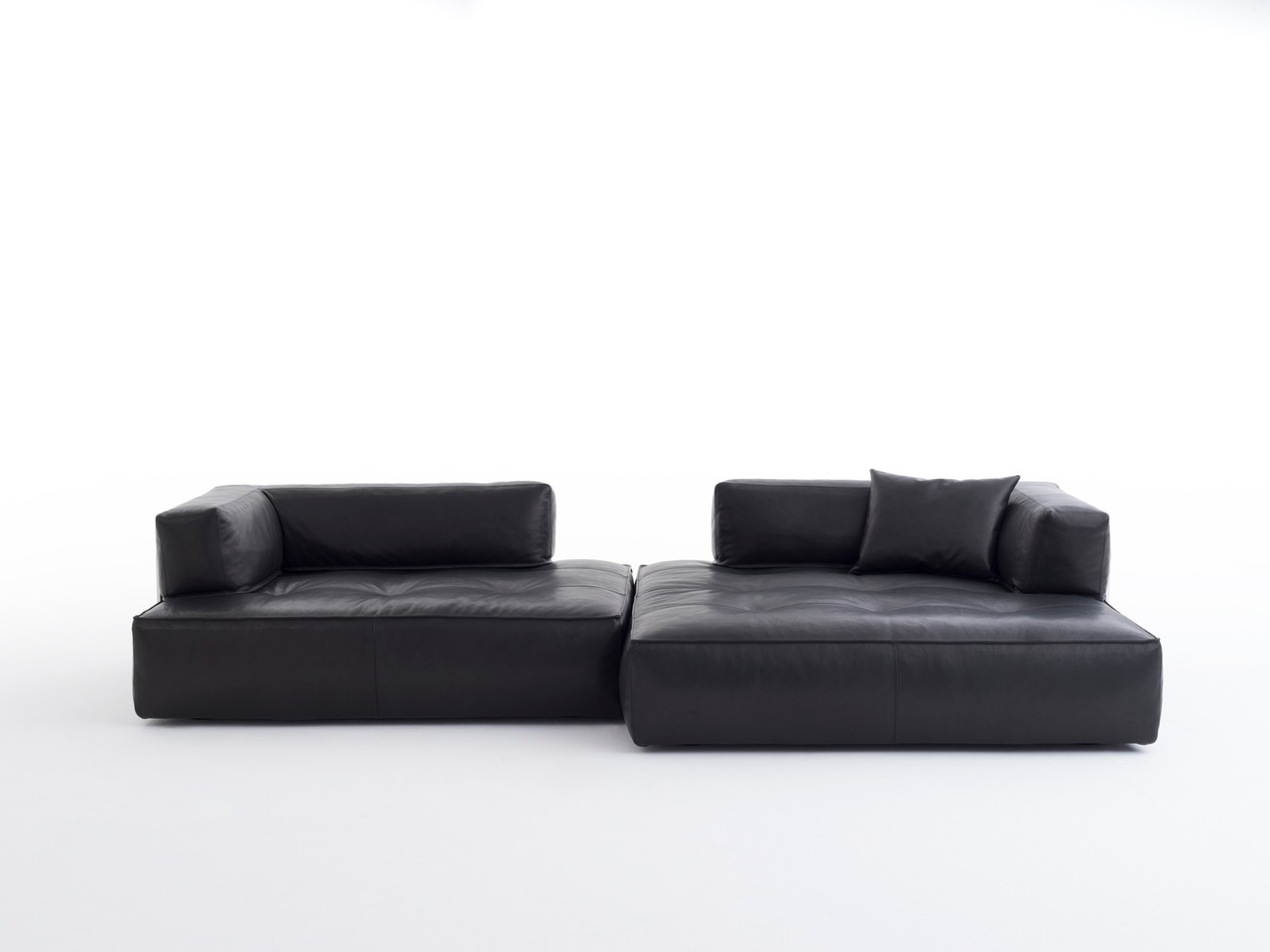 Melvil Desiree Sofa, view 3