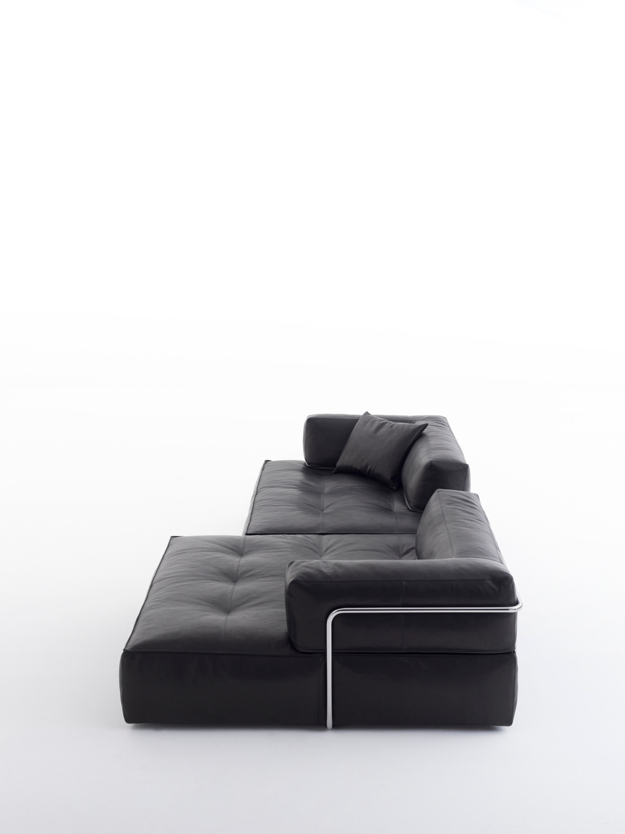 Melvil Desiree Sofa, view 5