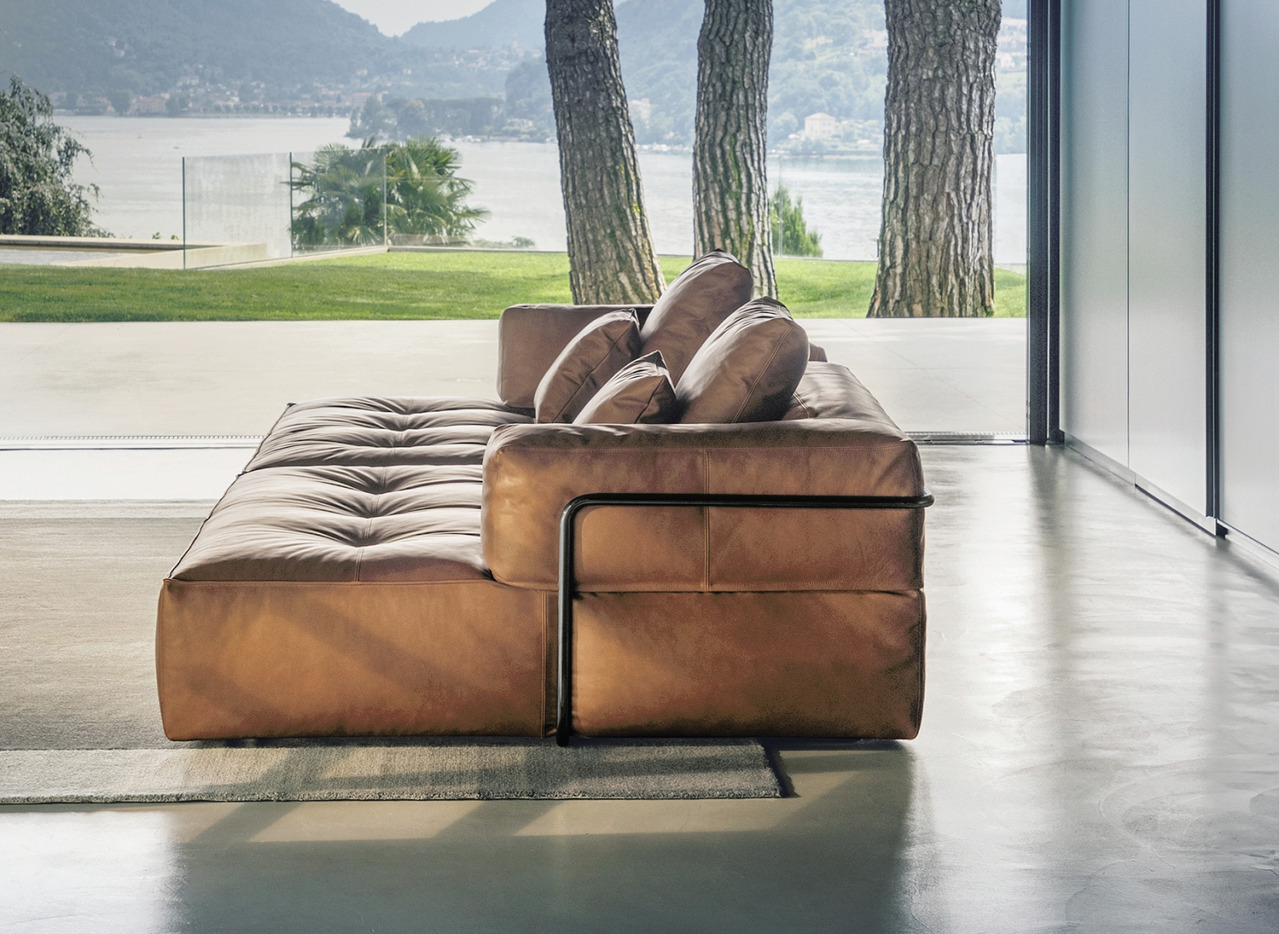 Melvil Desiree Sofa, view 16