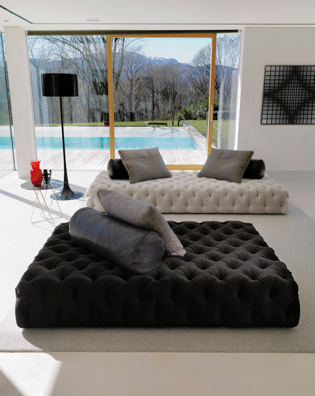 Rollking Desiree Sofa, view 3
