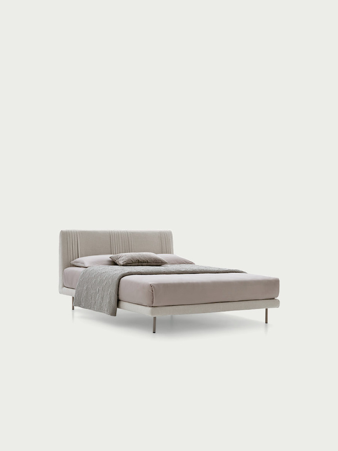 Chloé Luxury Bed by Ditre Italia, view 7