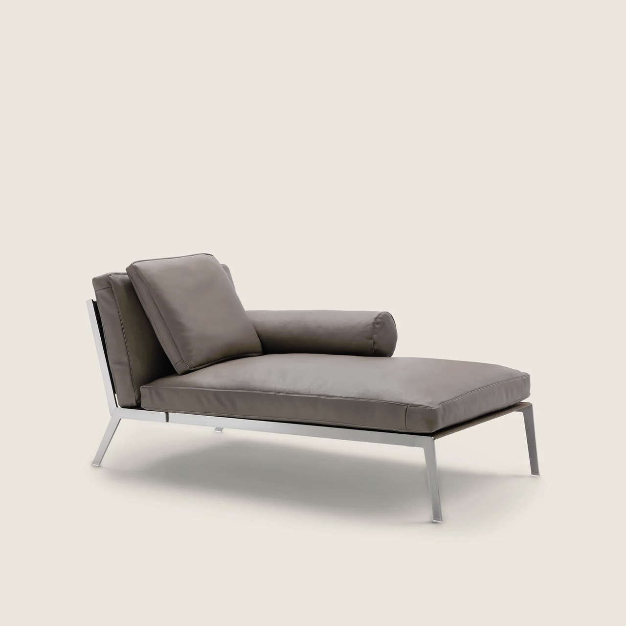 Happy Chaise Longue by Flexform, view 2
