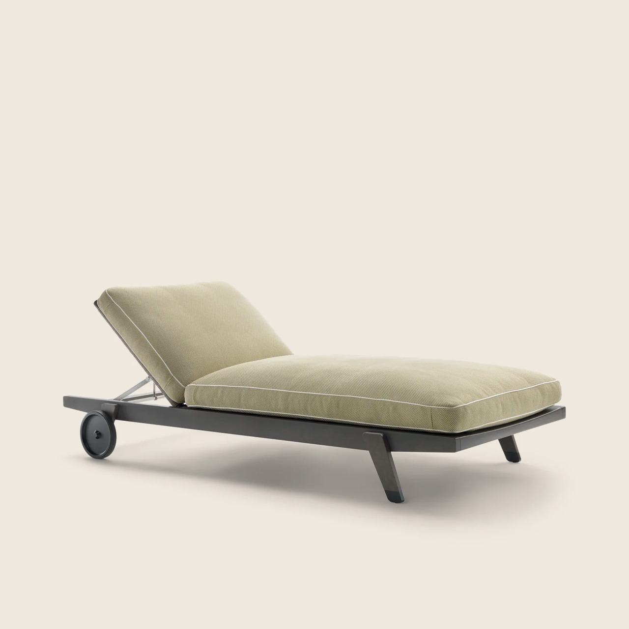 Hora Sexta Flexform Outdoor Chaise Lounge Bed, view 8