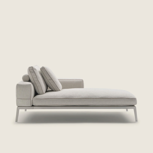 Lifesteel Chaise Lounge by Flexform