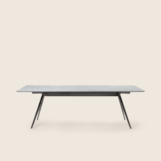 Zefiro Outdoor Table