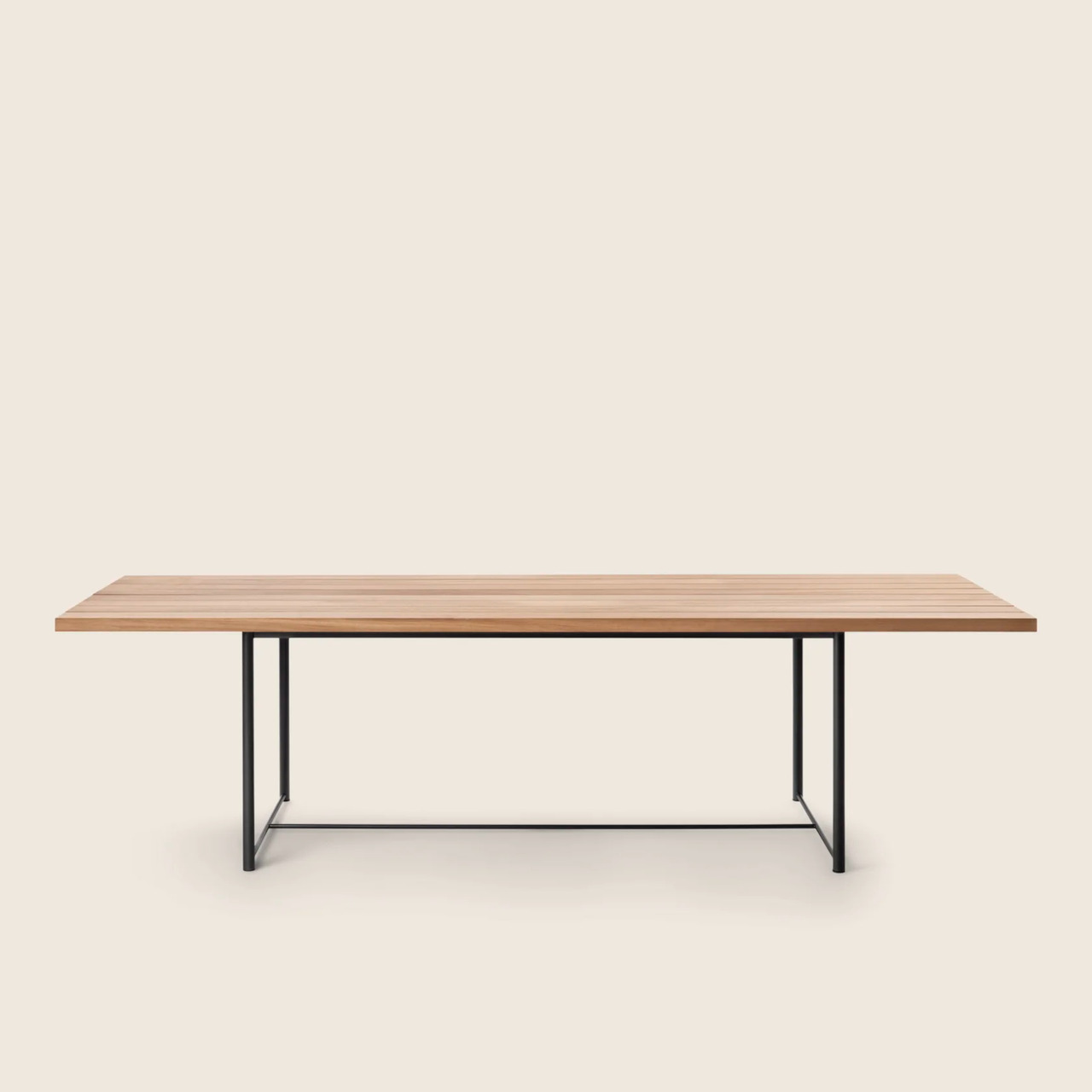 Levante Dining Table