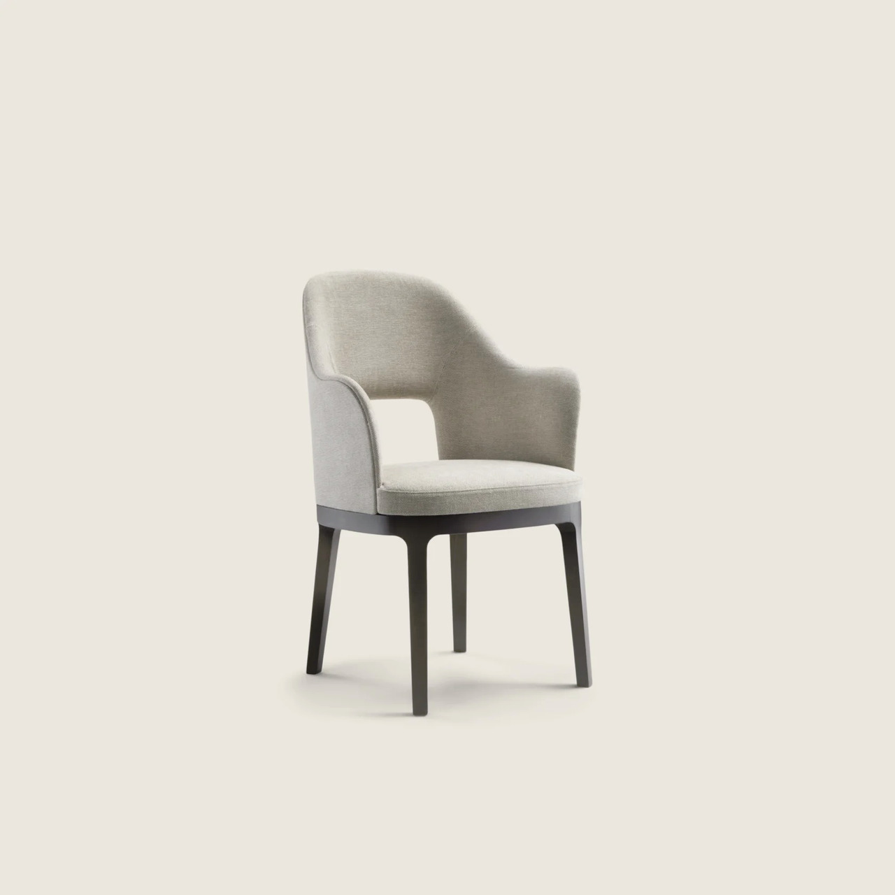 Judit Chair