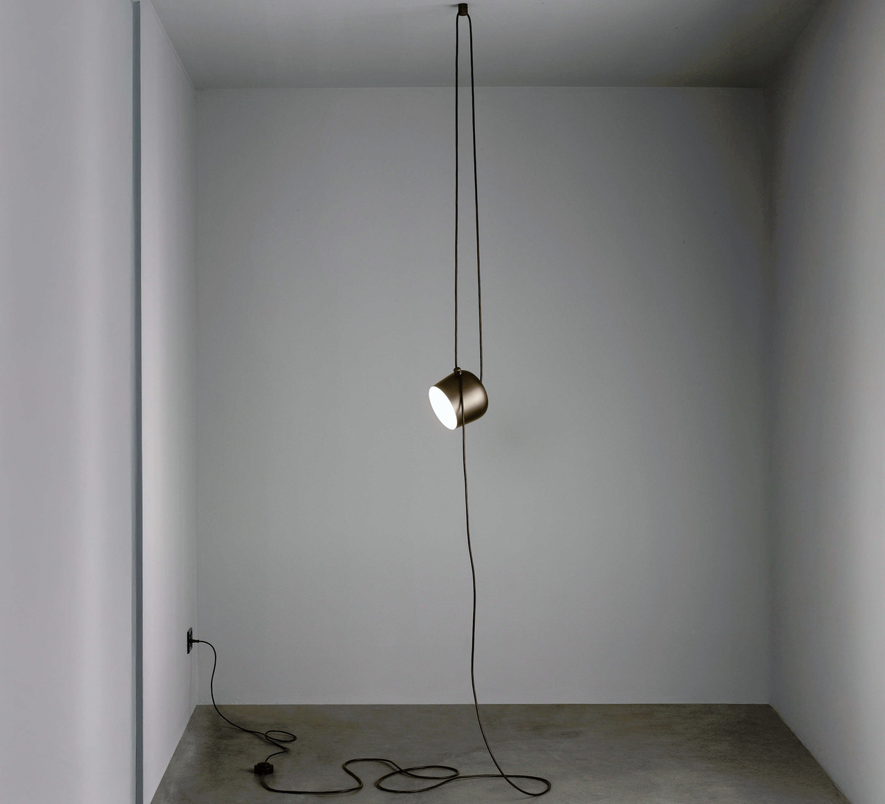 Aim Plug-in Flos Pendant Light, view 2