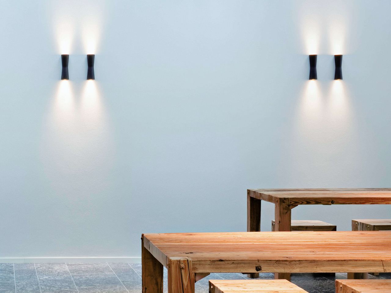 Clessidra Outdoor by Flos, view 3
