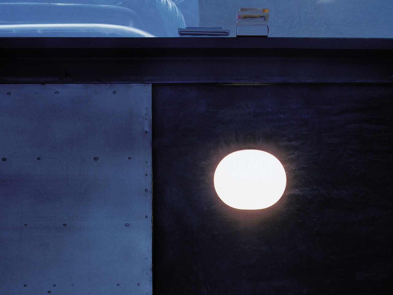 Glo-Ball Wall by Flos, view 3