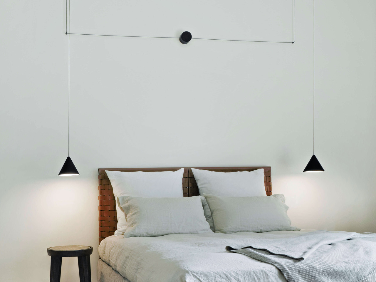 String Light Cone Flos, view 5