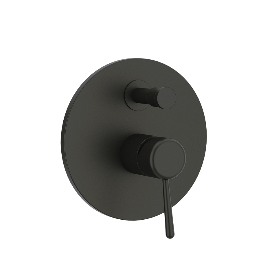 MATTE BLACK