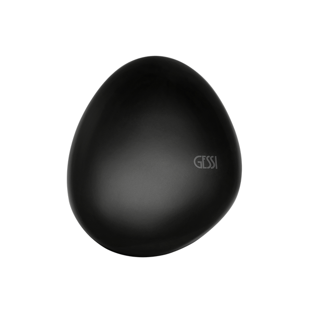MATTE BLACK