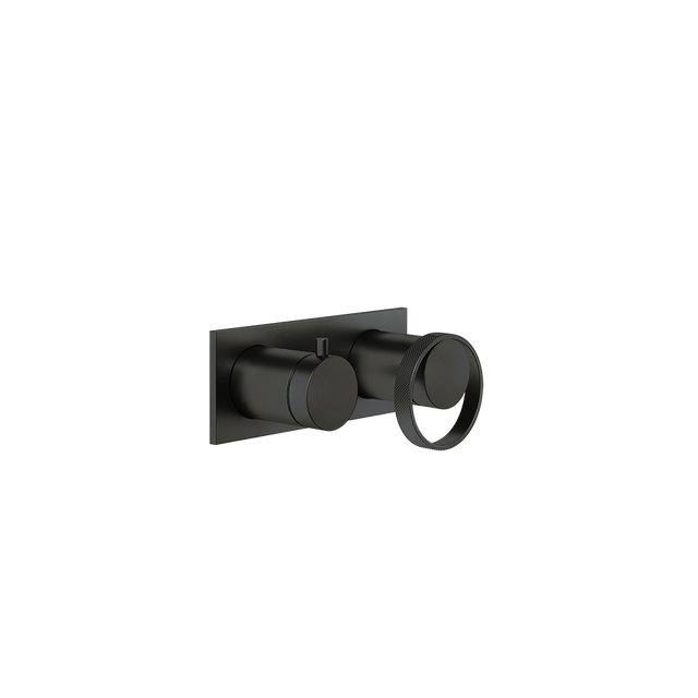 MATTE BLACK