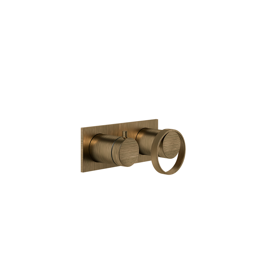 ANTIQUE BRASS