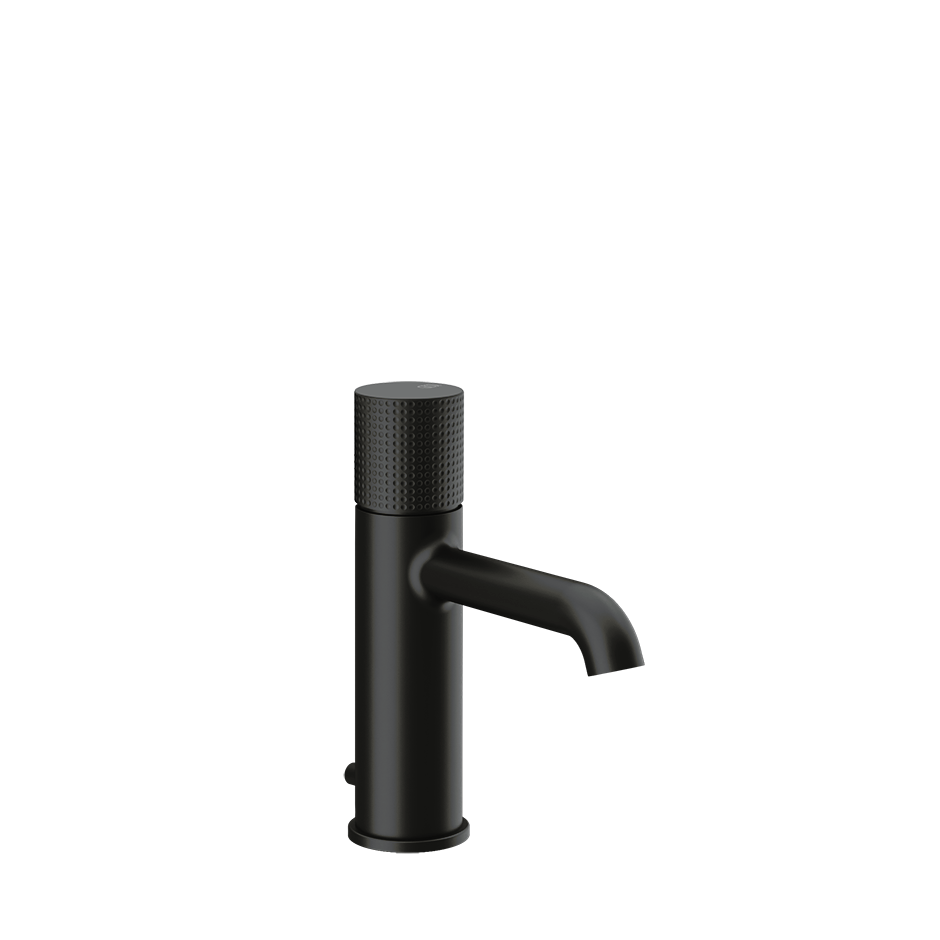 MATTE BLACK