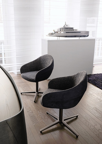 Aphira Armchair by Giorgetti, view 4
