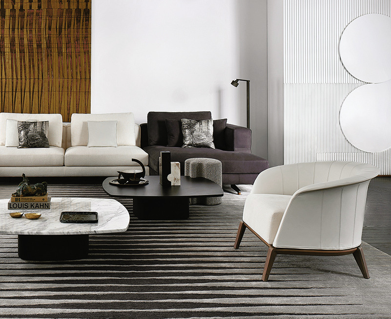 Aura Armchair by Giorgetti, view 2