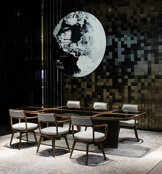 Baron Chair by Giorgetti, view 3