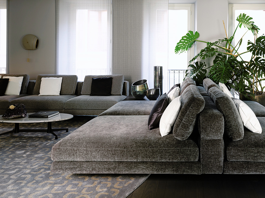 Beyond Rug by Giorgetti, view 2
