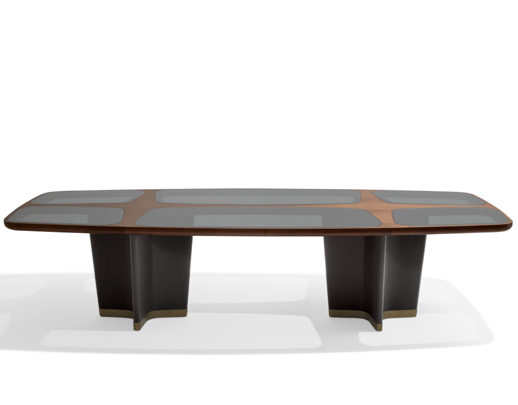 Bigwig Table by Giorgetti