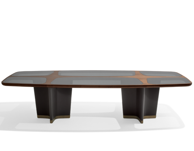 Bigwig Table by Giorgetti