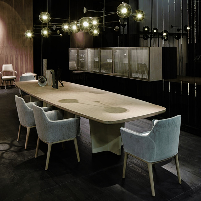 Bigwig Table by Giorgetti, view 4