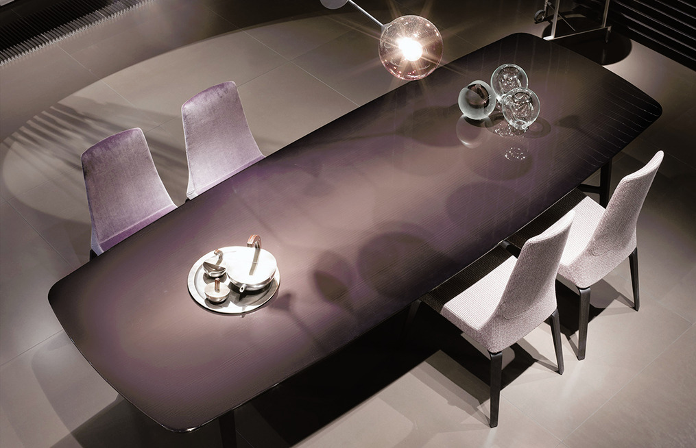 Blade Table by Giorgetti, view 3