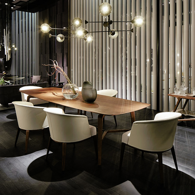 Blade Table by Giorgetti, view 4