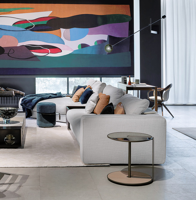 Clamp Coffee and Side Table by Giorgetti, view 3
