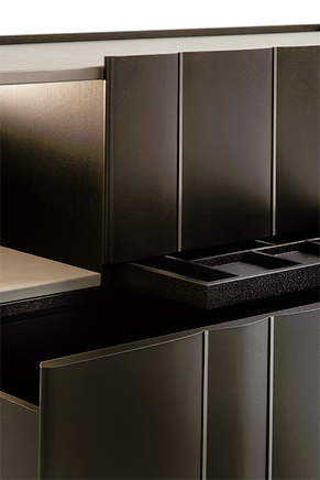 Delphi Bench by Giorgetti, view 6
