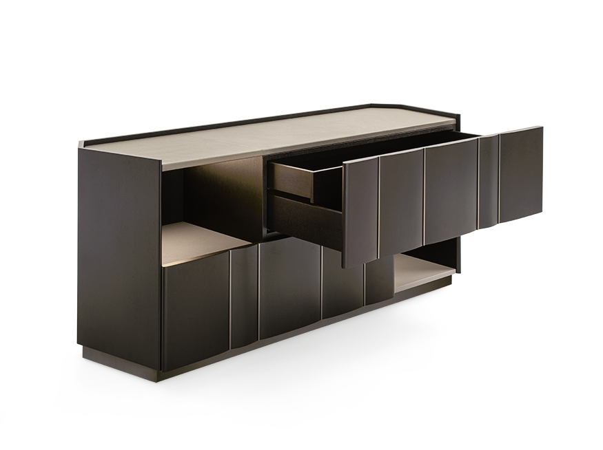 Delphi Bench by Giorgetti, view 3