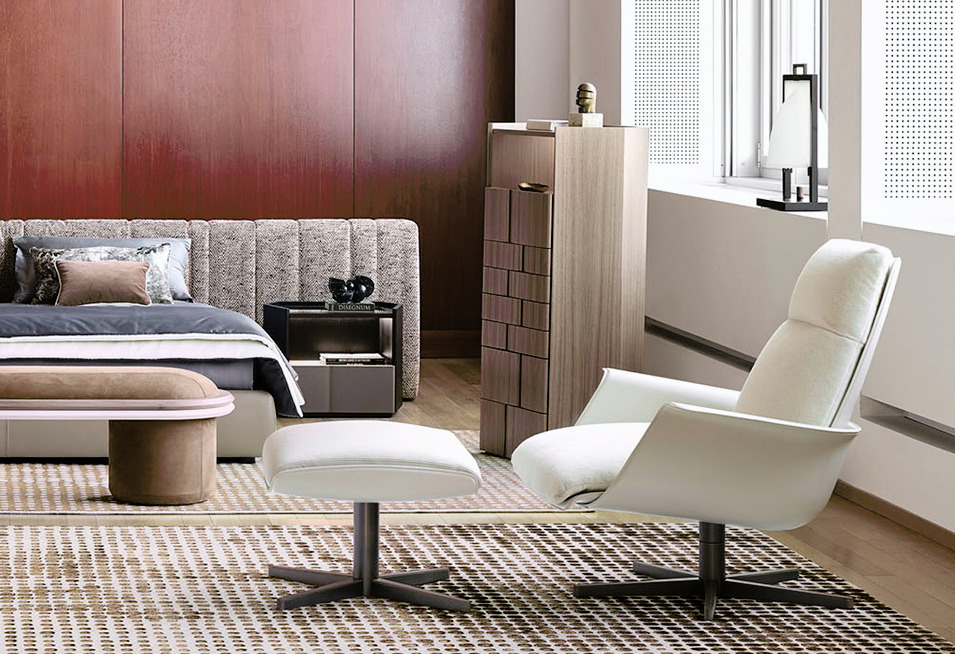 Delphi Coffee and Side Table by Giorgetti, view 2