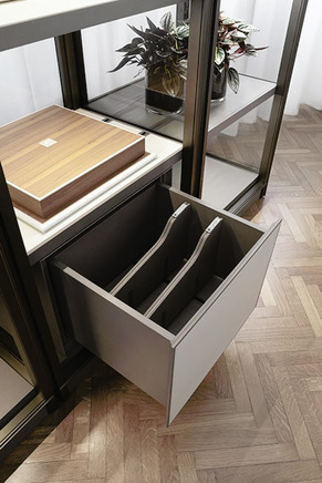 Domus Bookcase by Giorgetti, view 6