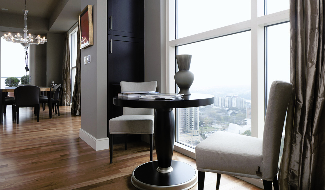 Giorgina Chair by Giorgetti, view 2