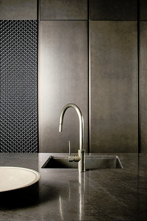 Gk.01 Decorative Object by Giorgetti, view 9