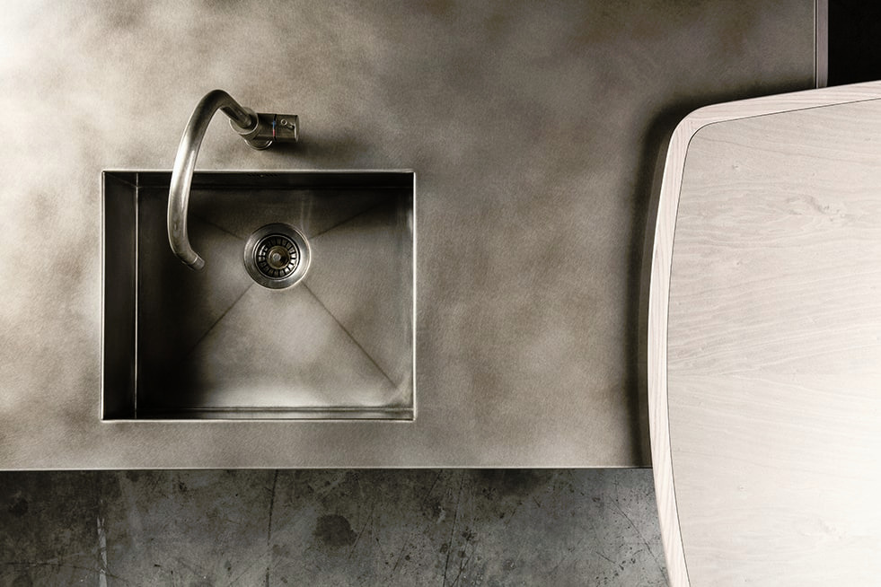 Gk.02 Decorative Object by Giorgetti, view 5