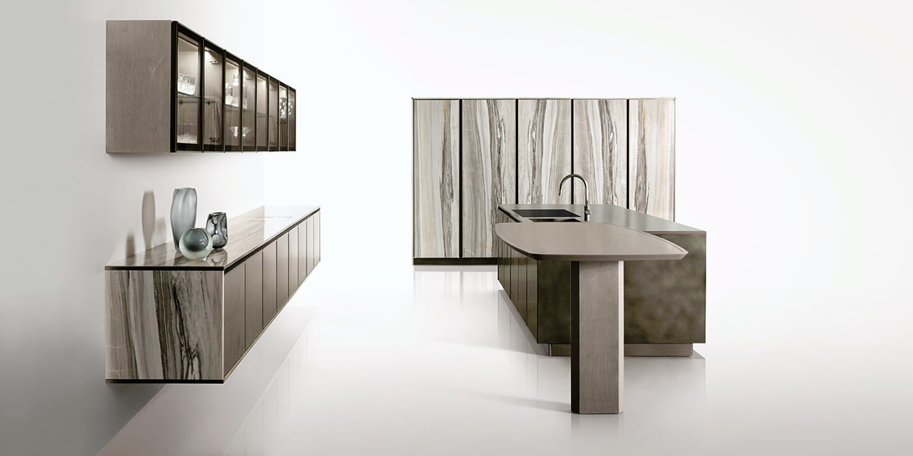 Gk.02 Decorative Object by Giorgetti, view 2
