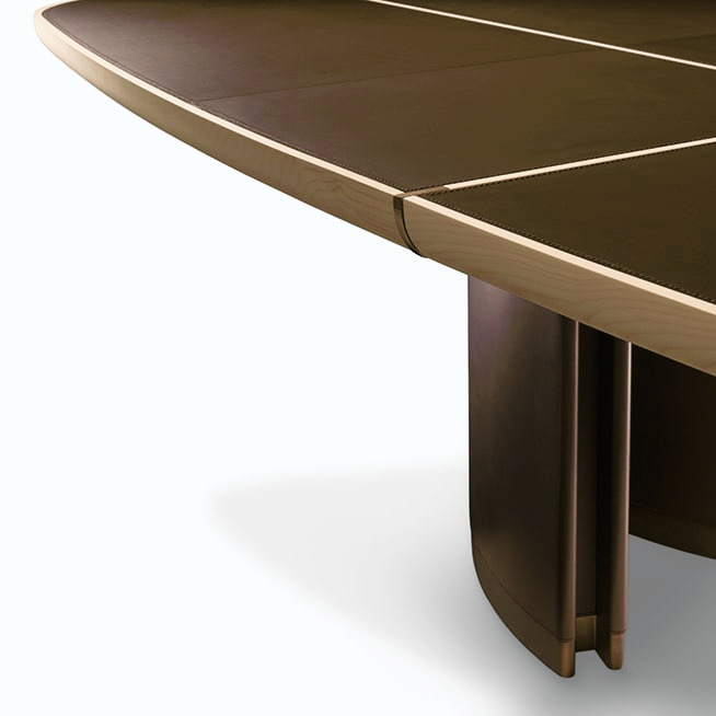 Gordon Table by Giorgetti, view 4
